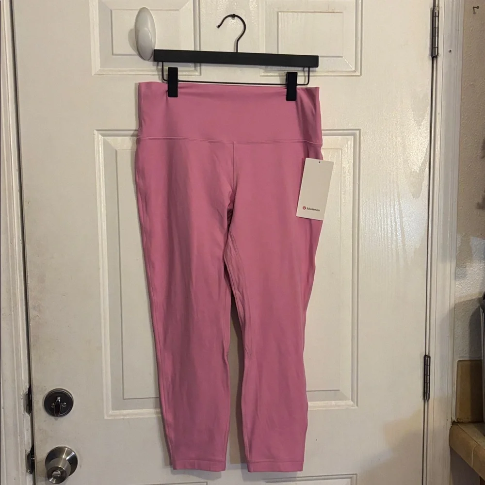 Lululemon Athletica Align HR Pants 25”, Pink Frosting, Size 14 - Picture 3 of 10